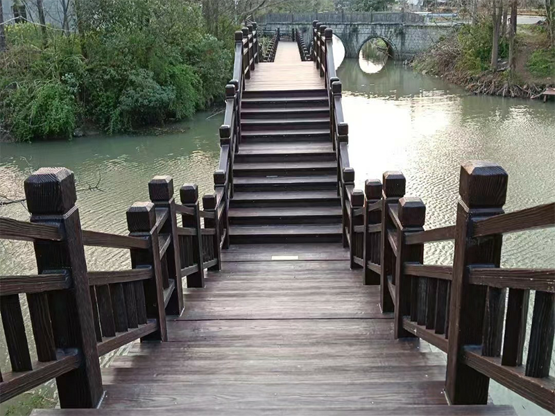無機礦粉仿木橋